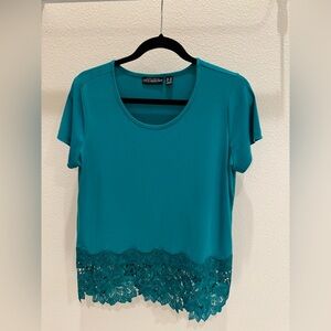 Susan Graver Teal Lace Hem Short Sleeve Top medium petite